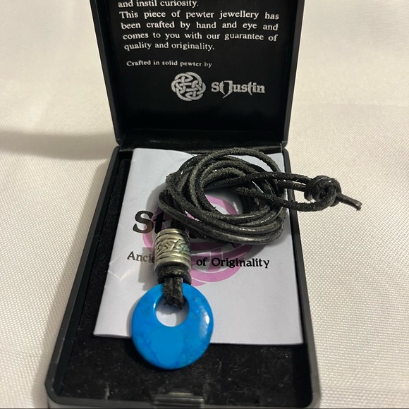 St justin pendant turquoise circlet - Picture 3 of 5